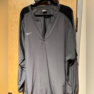 Nike Storm Fit shirt